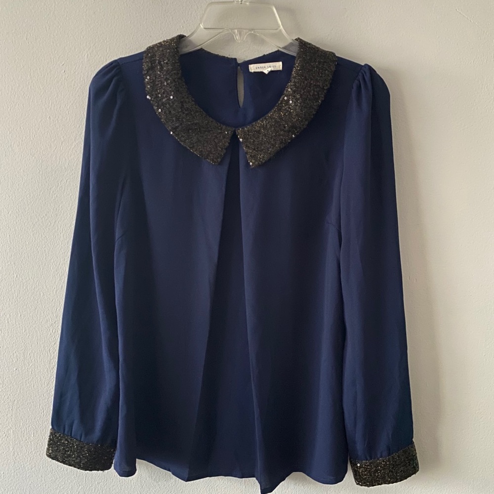 Under Skies long sleeve top